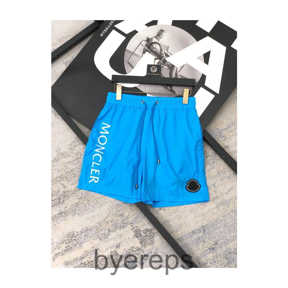 Moncler Shorts — photo 3 of 4
