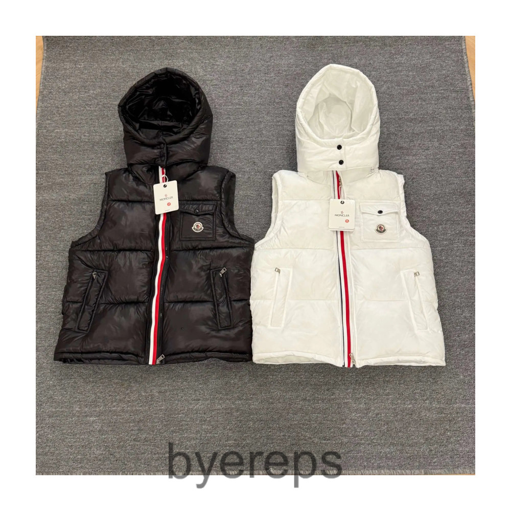 Moncler Vest — photo 2 of 4