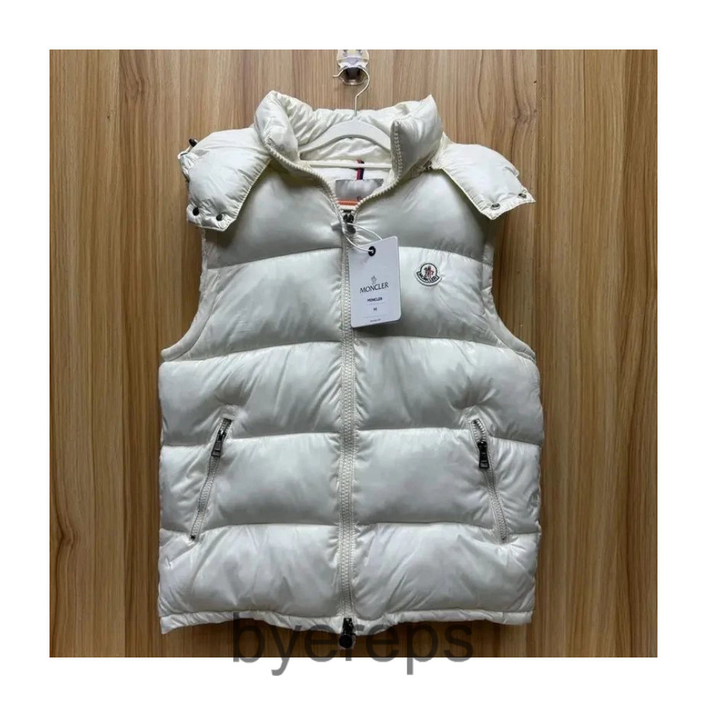Moncler Vest — photo 2 of 4