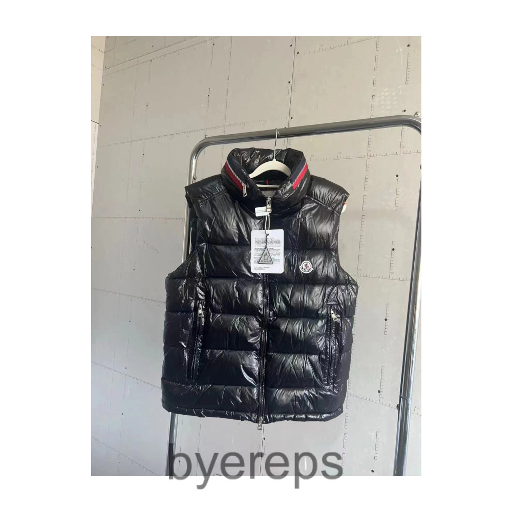 Moncler Vest — photo 4 of 4