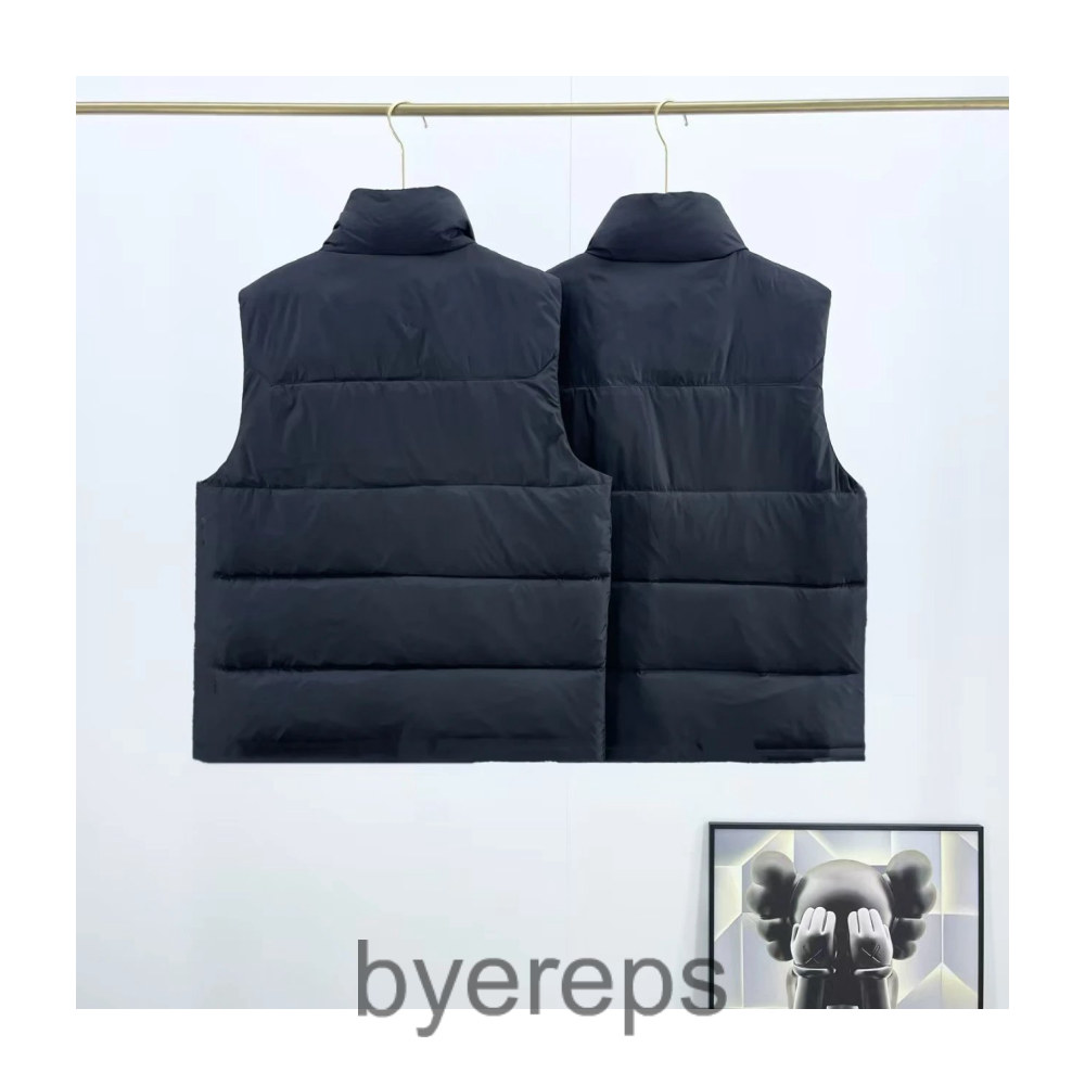 Moncler Vest — photo 3 of 4