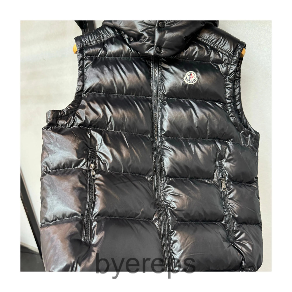 Moncler Vest — photo 2 of 4