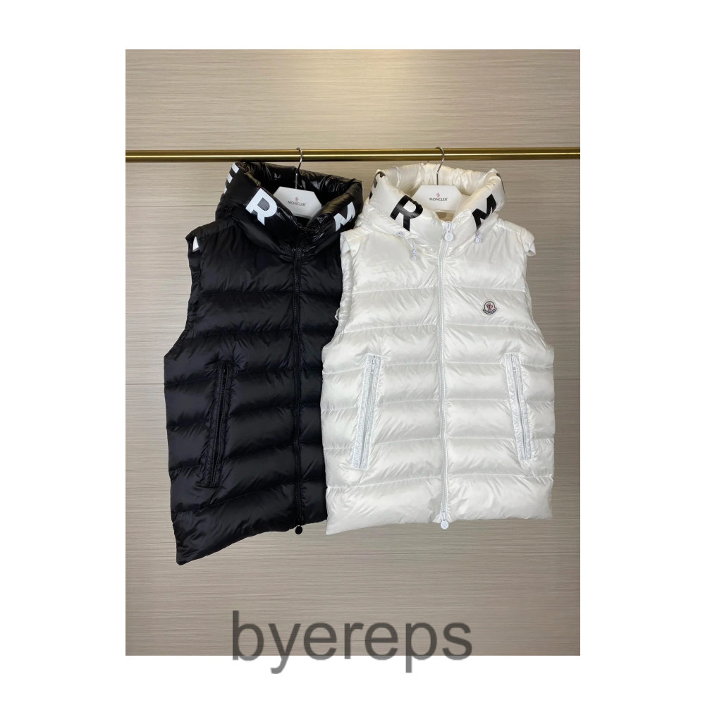 Moncler Vest — photo 4 of 4