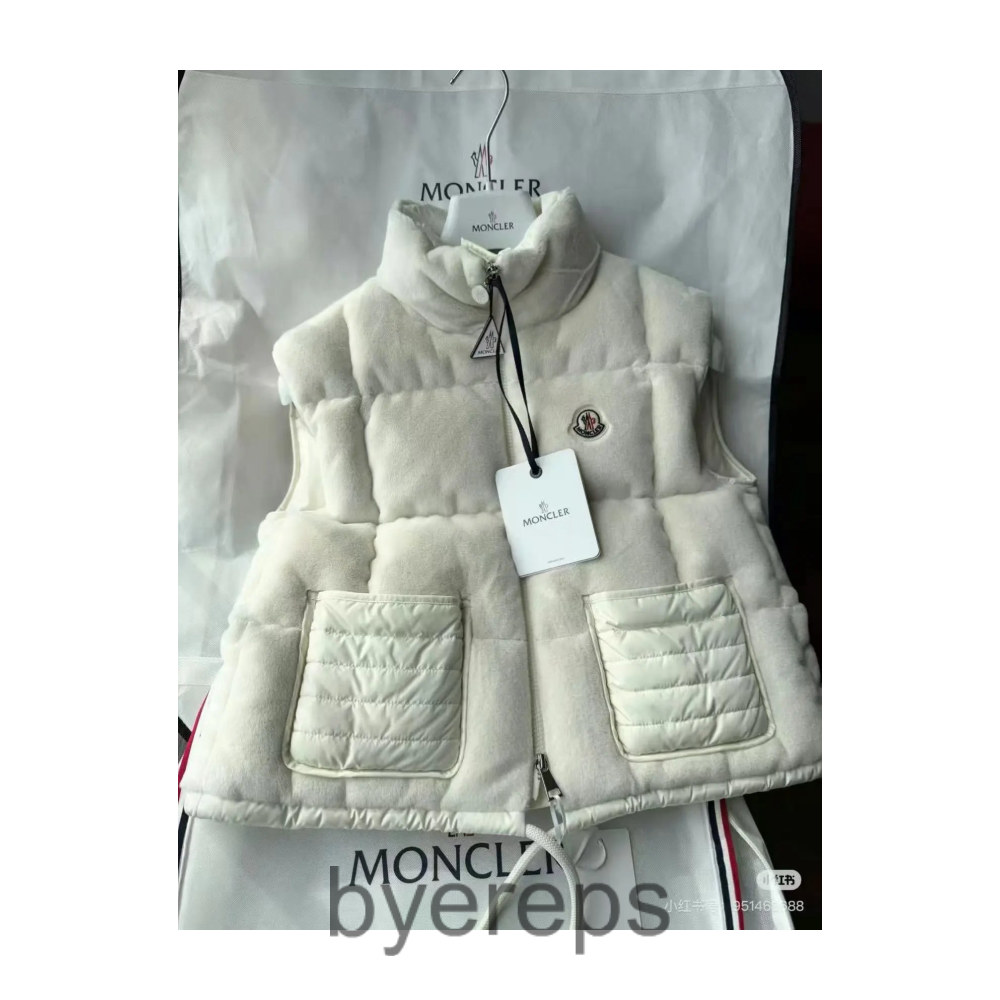 Moncler Vest — photo 3 of 4