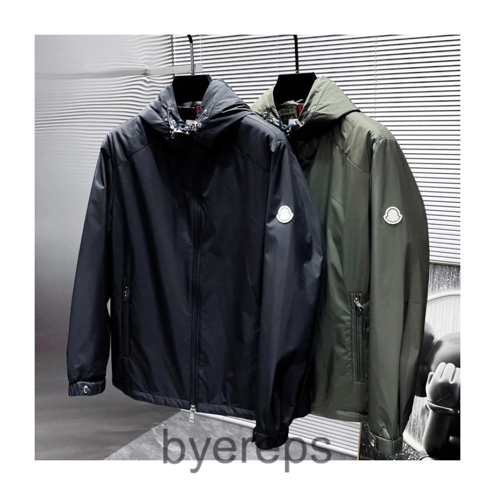Moncler Windbreaker — photo 2 of 4