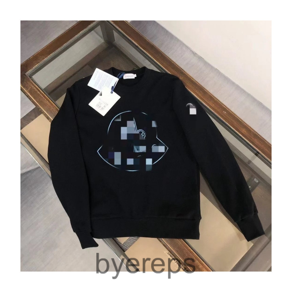 More moncler sweaters — photo 4 of 4