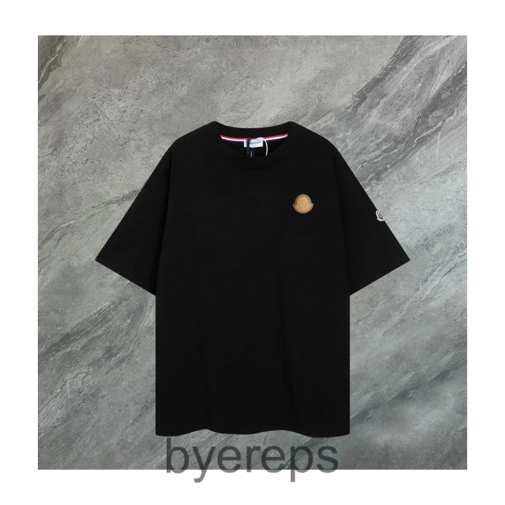 More Moncler T-Shirts (30+ variants) — photo 2 of 4