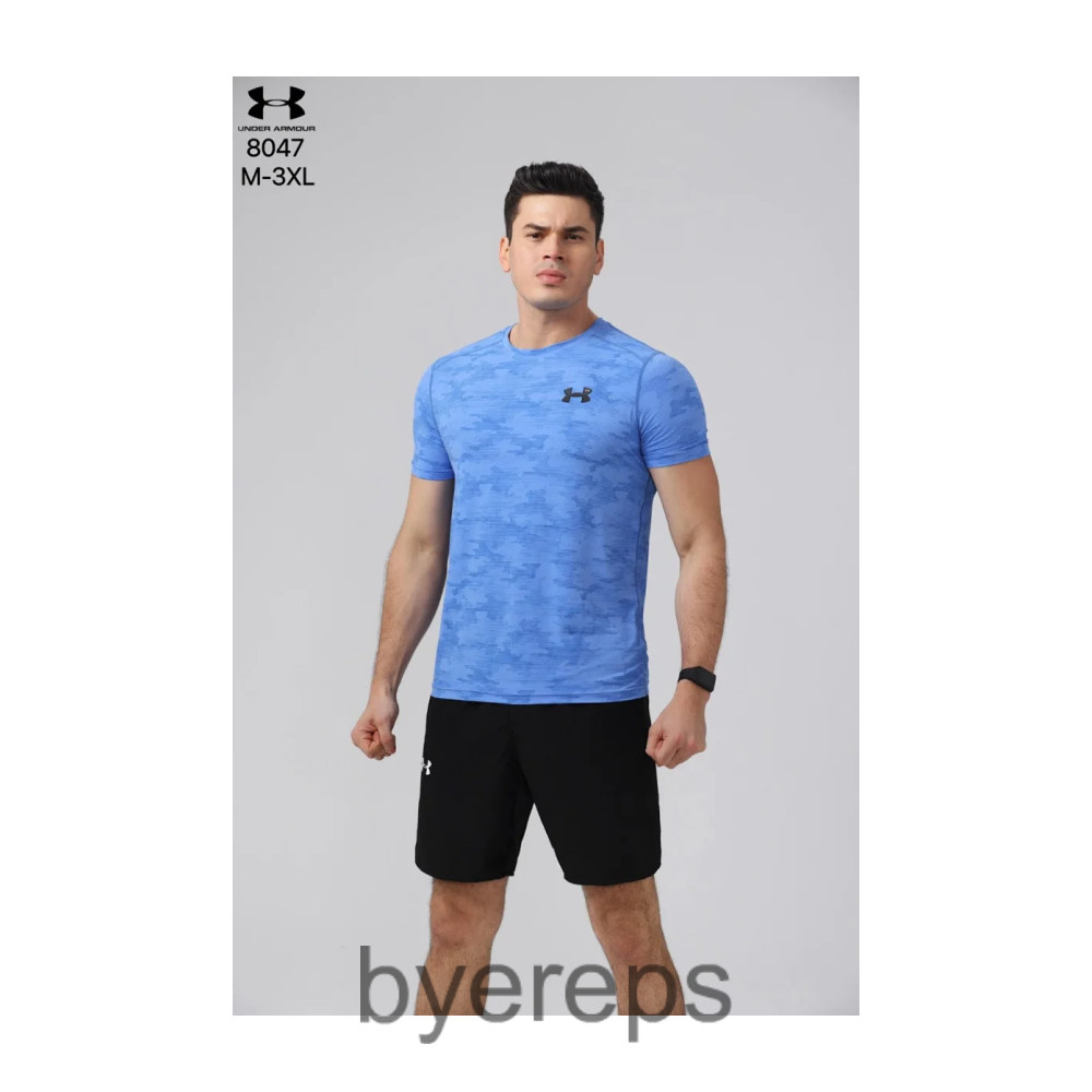 More Under Armour Compression T-Shirts