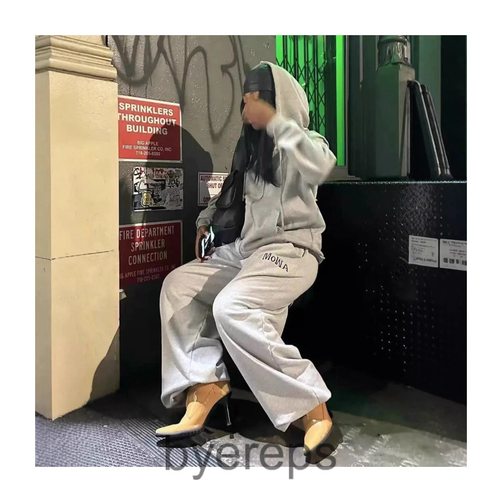 Unbranded Mowa Hoodie — photo 2 of 4