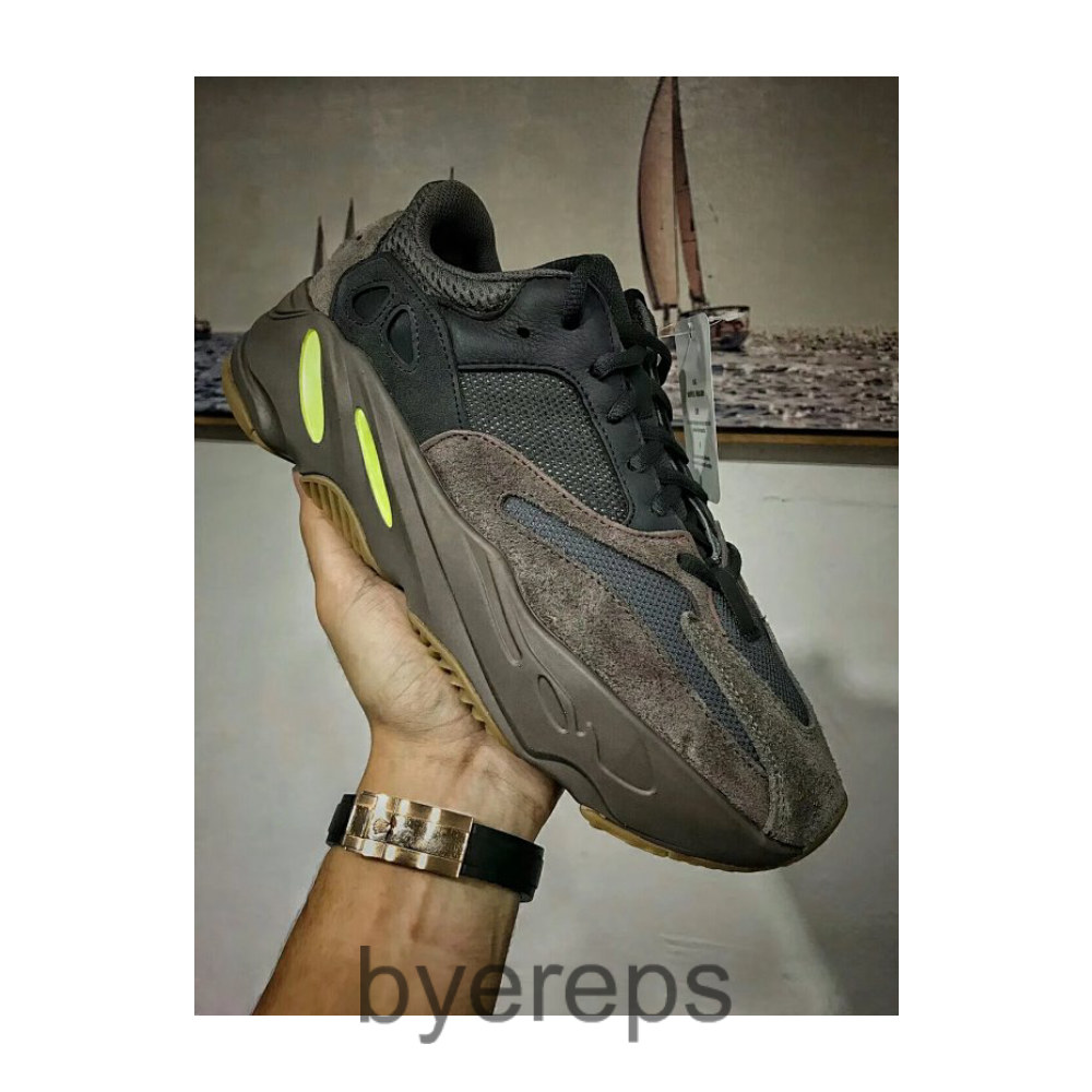 N600580 #H12纯原 YEEZY 700 BOOST MAUVE RUNNER 除鞋标鞋盒搞不定 其他所有材料均来自原厂客供 不需要任何吹嘘 细节剖析说明一切 各种成型流程工艺全部参照万邦原