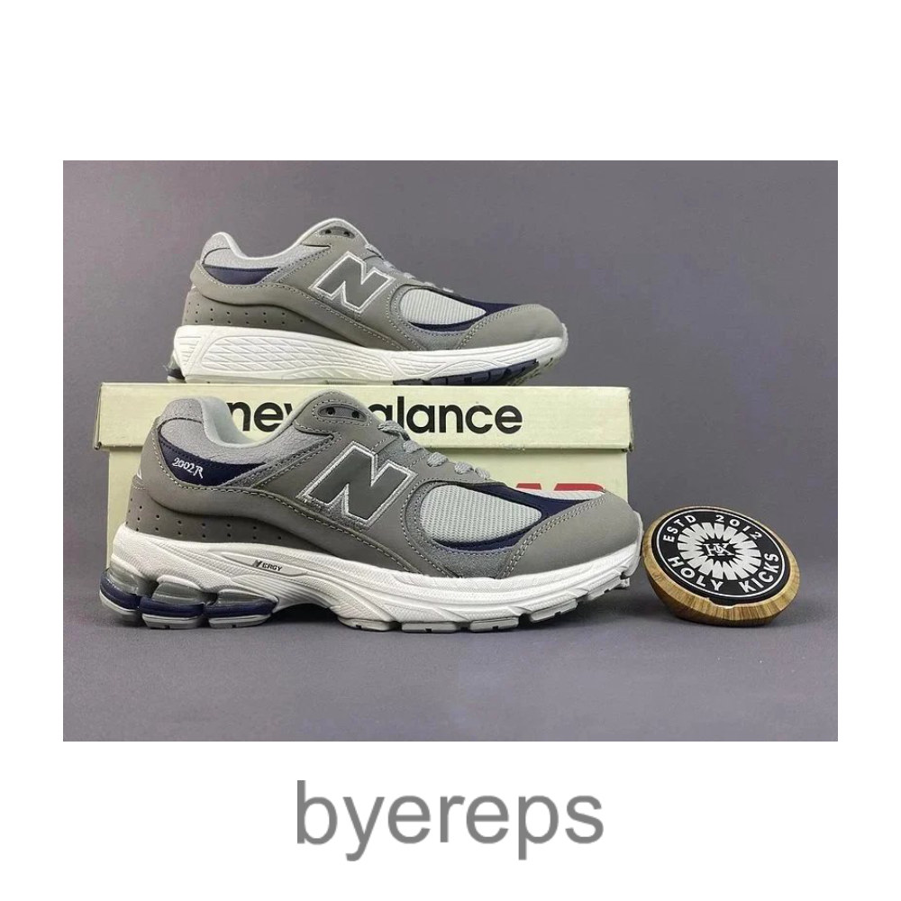 New Balance 2002
