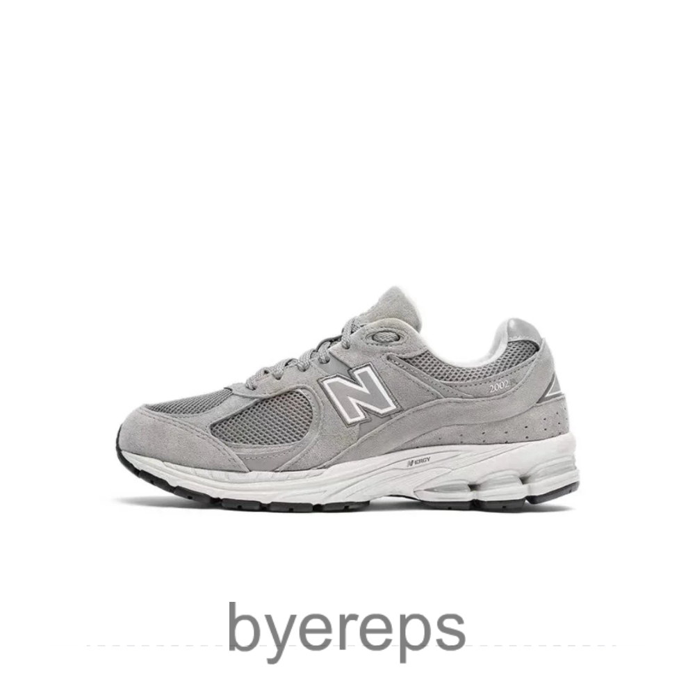 New balance 2002R — photo 2 of 4