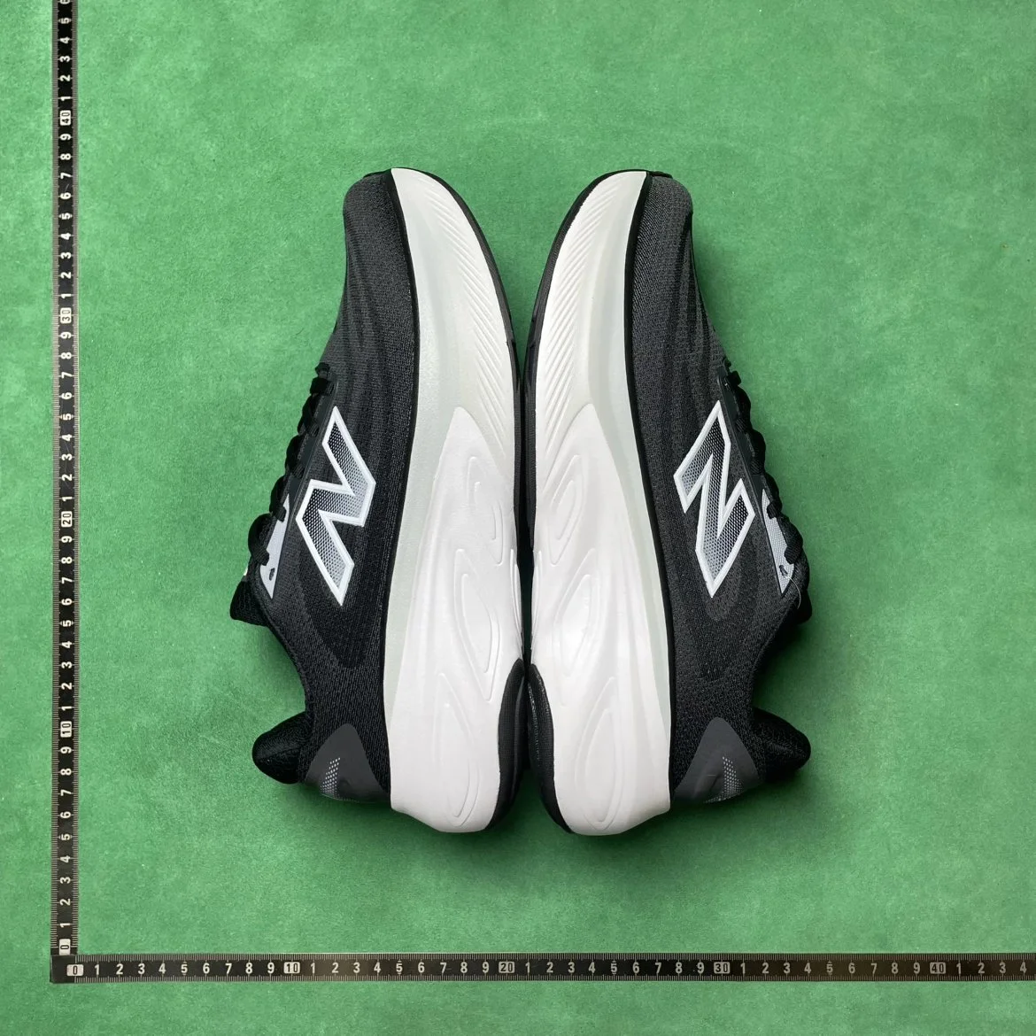 New Balance Fresh Foam X More v5