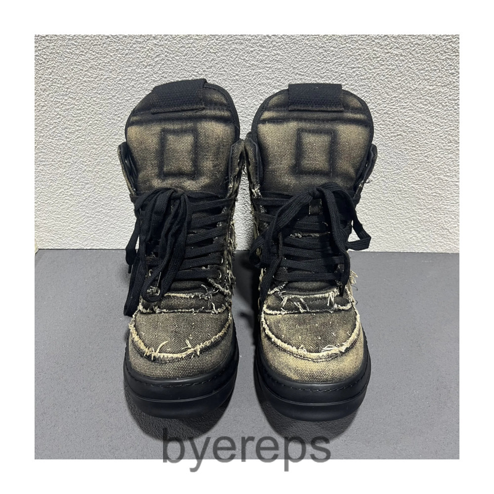 Nike new dunks — photo 2 of 4