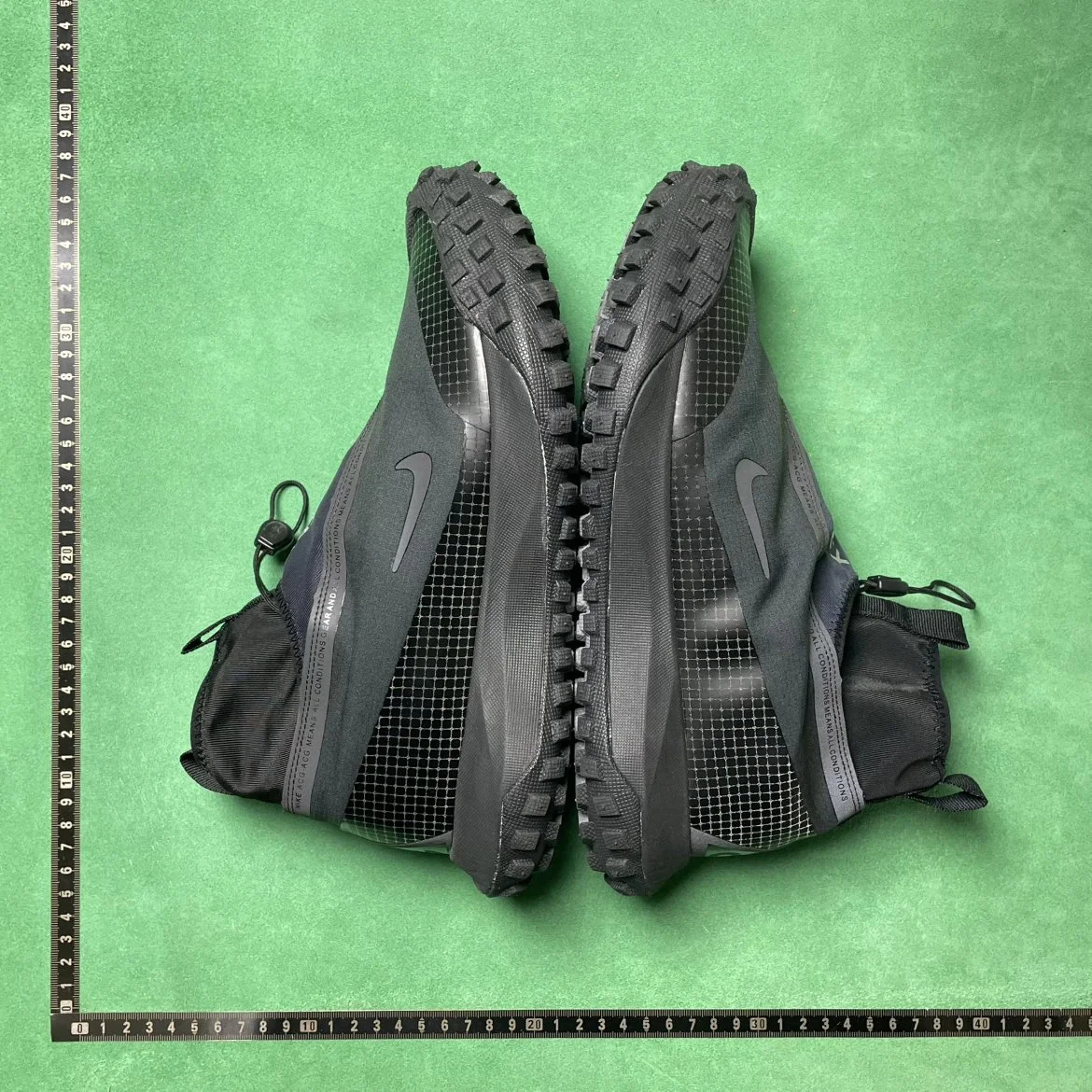 Nike ACG Mountain Fly