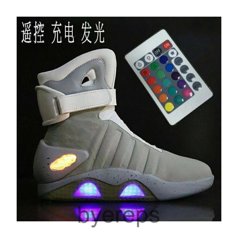 Nike Air Mags 2011 — photo 2 of 4