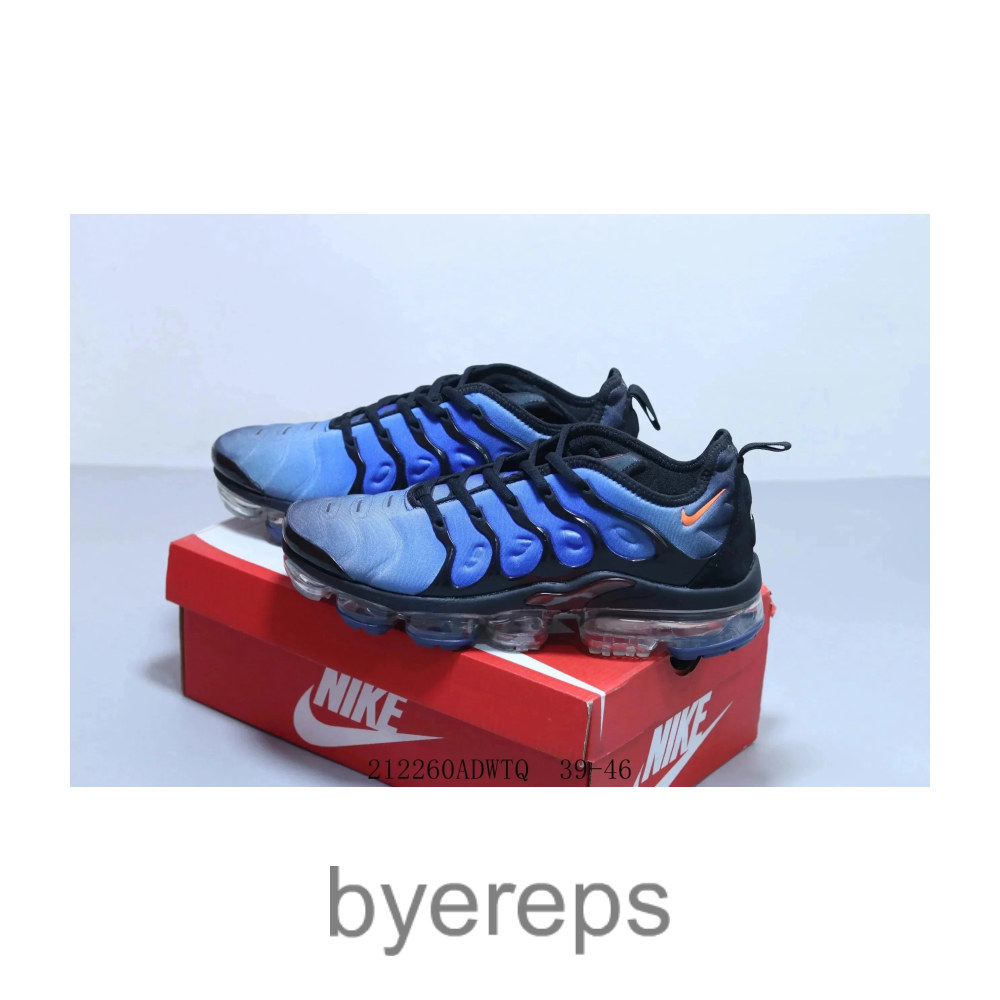 Nike Air Vapormax ( 18+ colors ) — photo 4 of 4