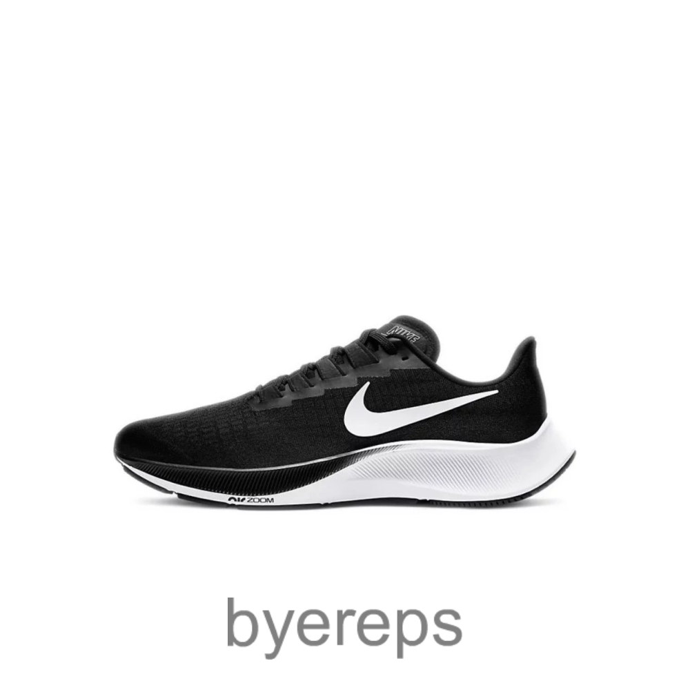 Nike Air Zoom Pegasus 37 — photo 3 of 4
