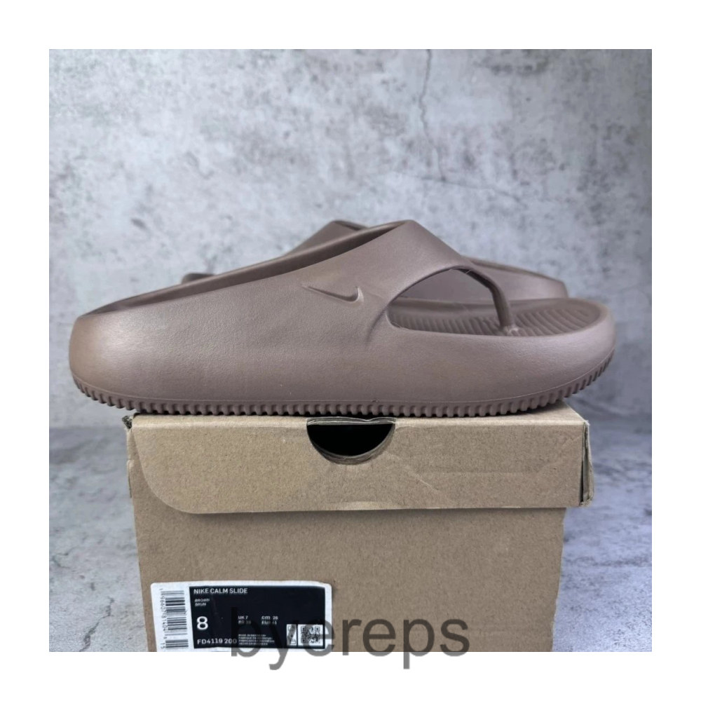 Nike calm slides — photo 3 of 4