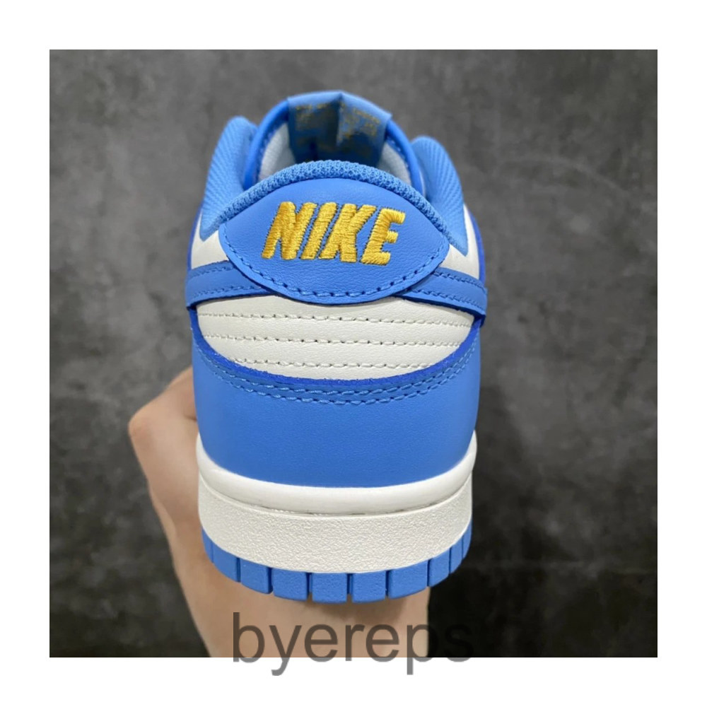 NIKE DUNKS (24+ COLORWAYS) — photo 4 of 4