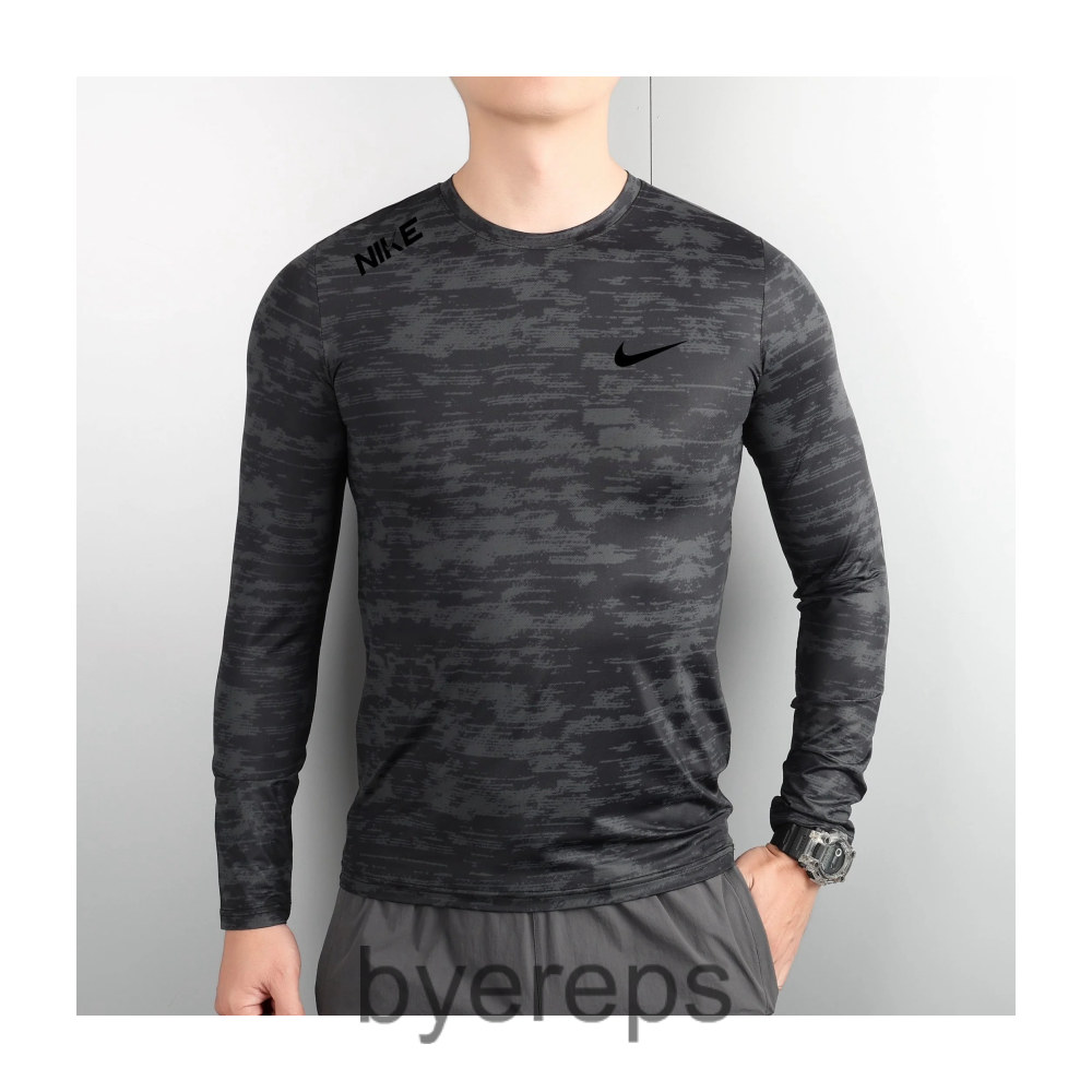 Nike Long Tee — photo 3 of 4