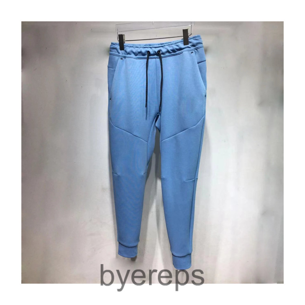 Nike Pants — photo 2 of 4