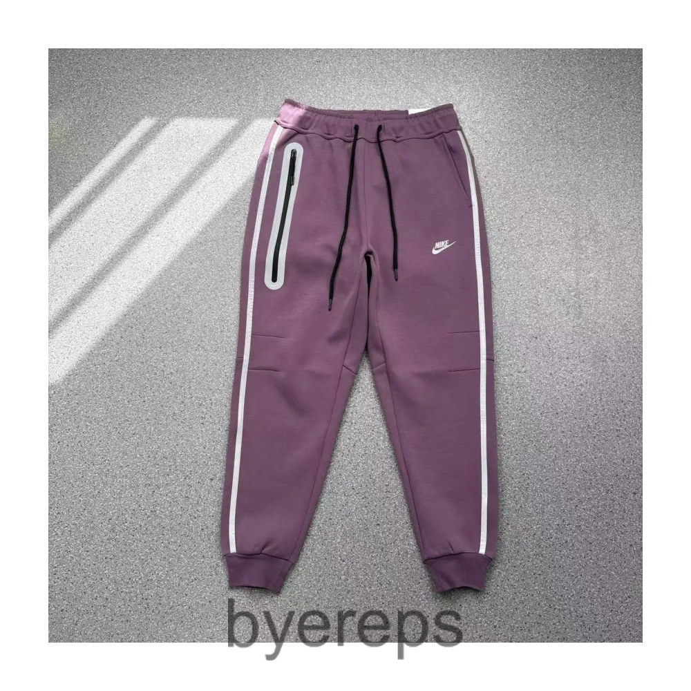 Nike reflective sportswear（15+ Colourways） — photo 3 of 4