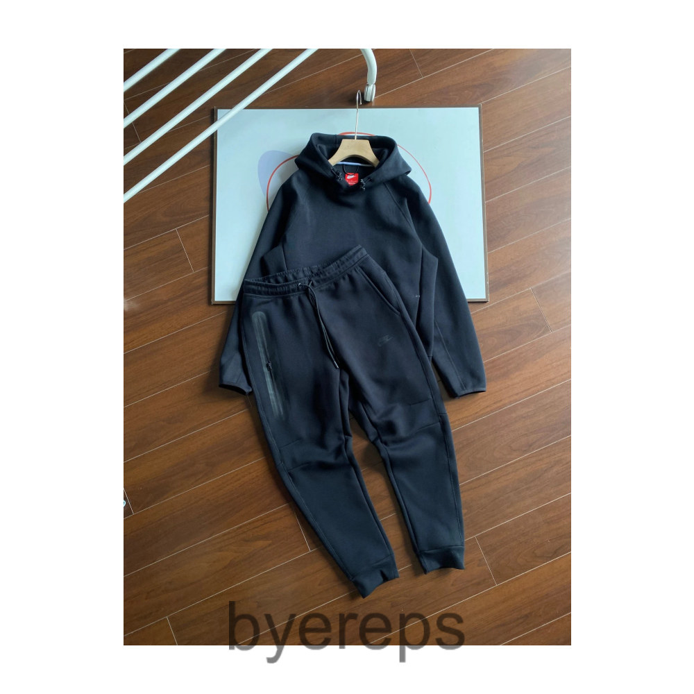 Nike Set — photo 3 of 4
