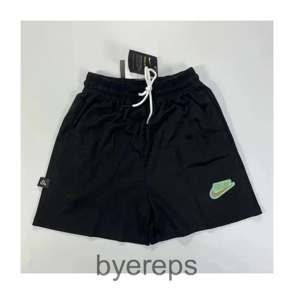 Nike shorts (38 Colors) — photo 2 of 4