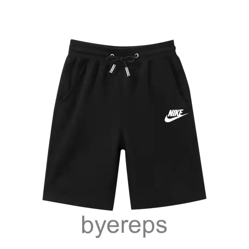 Nike Shorts — photo 2 of 4