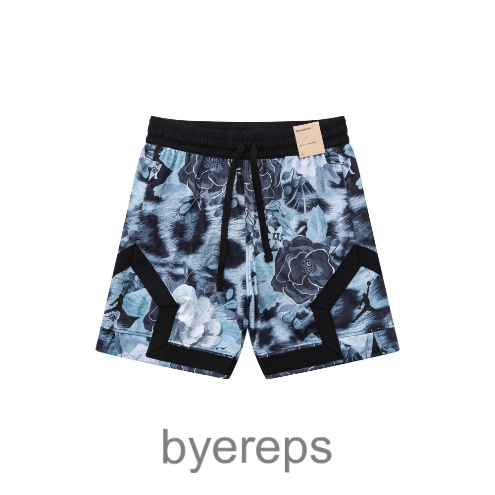 Nike Shorts — photo 3 of 4