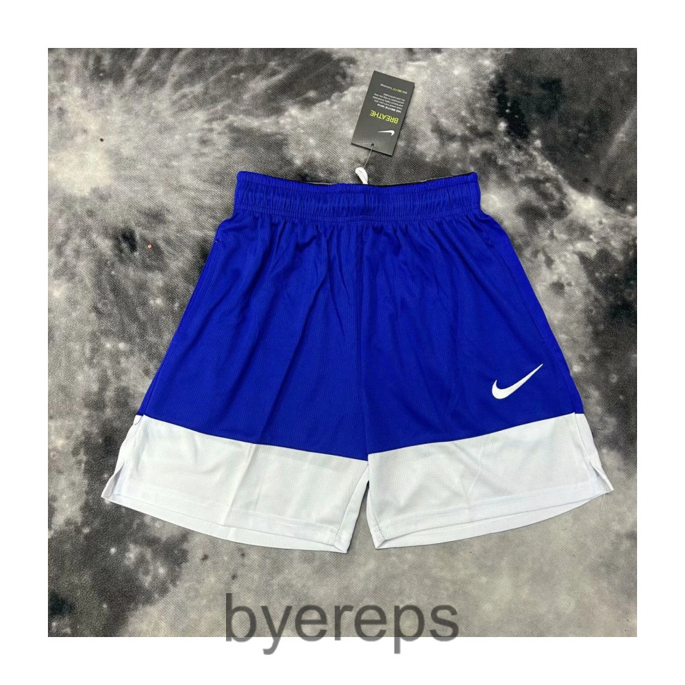 Nike Shorts — photo 2 of 4
