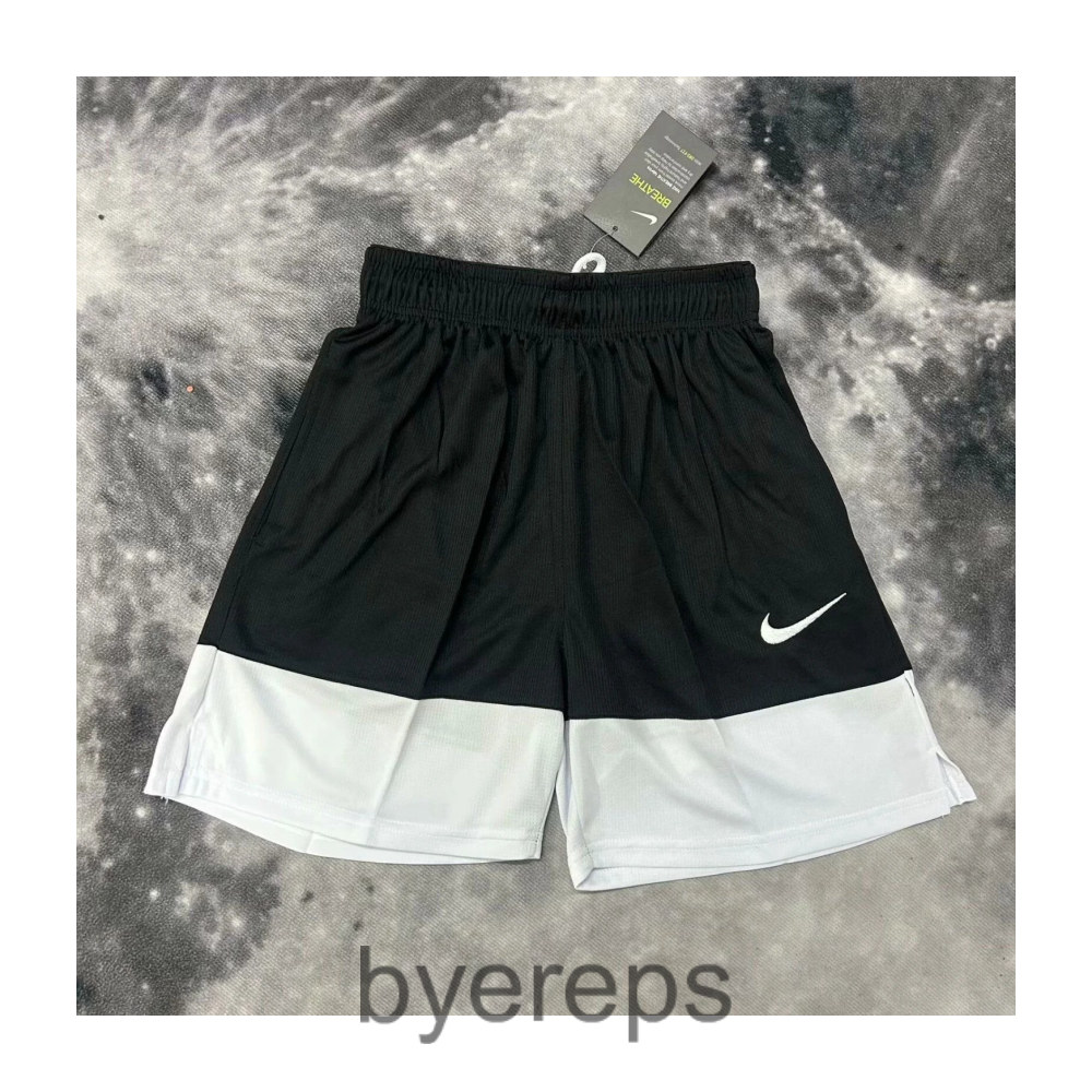 Nike Shorts — photo 3 of 4
