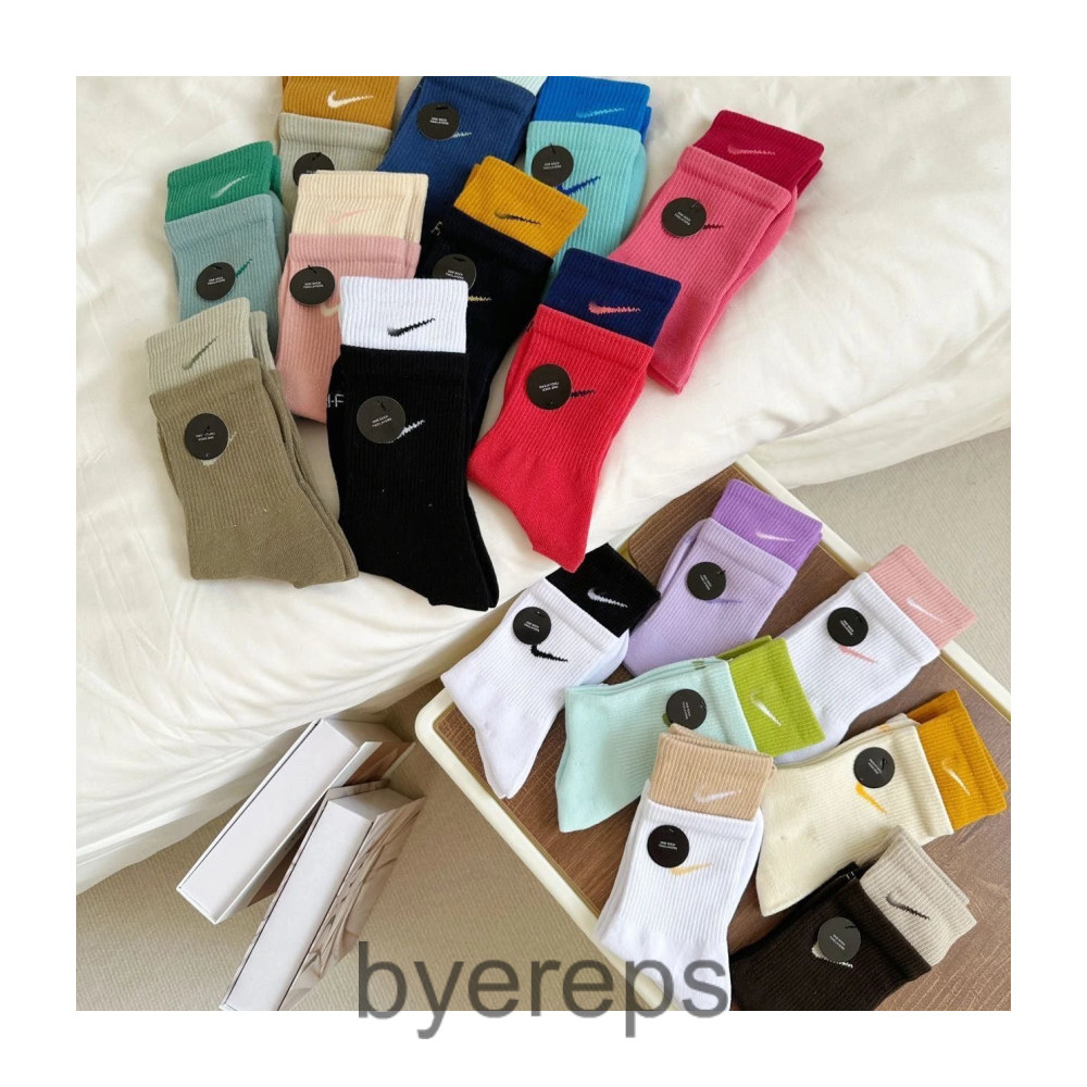 Nike Socks — photo 4 of 4