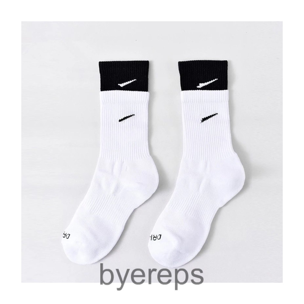 Nike Socks — photo 3 of 4