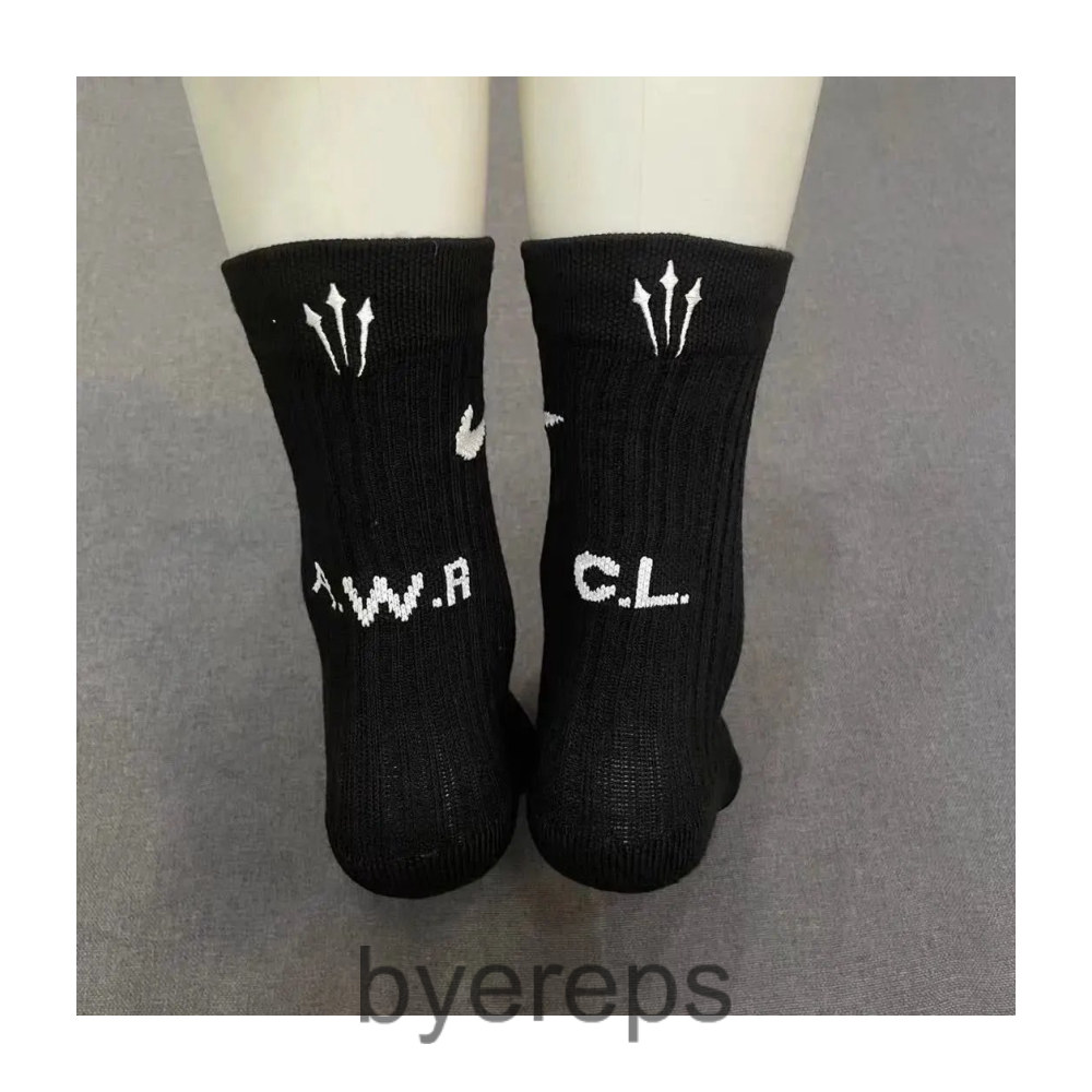 Nike Socks — photo 2 of 4
