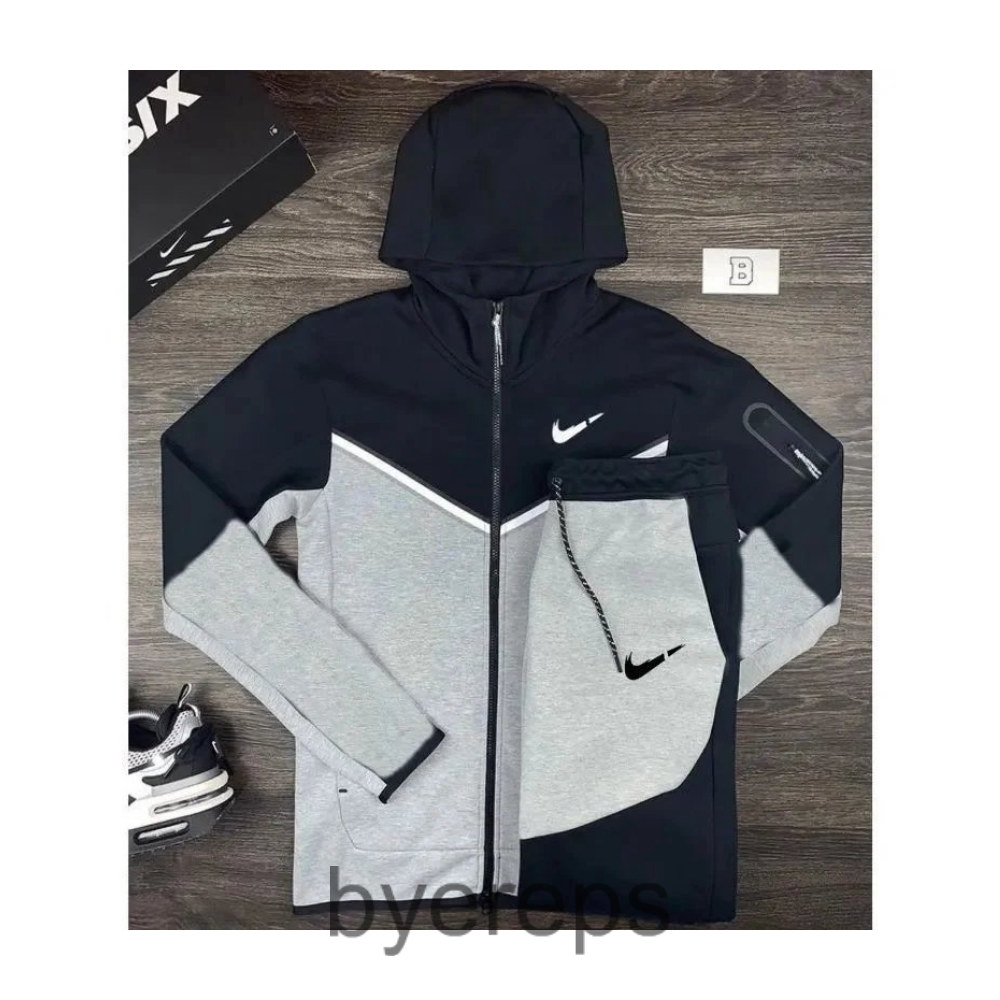 Nike tech fleece — photo 4 of 4