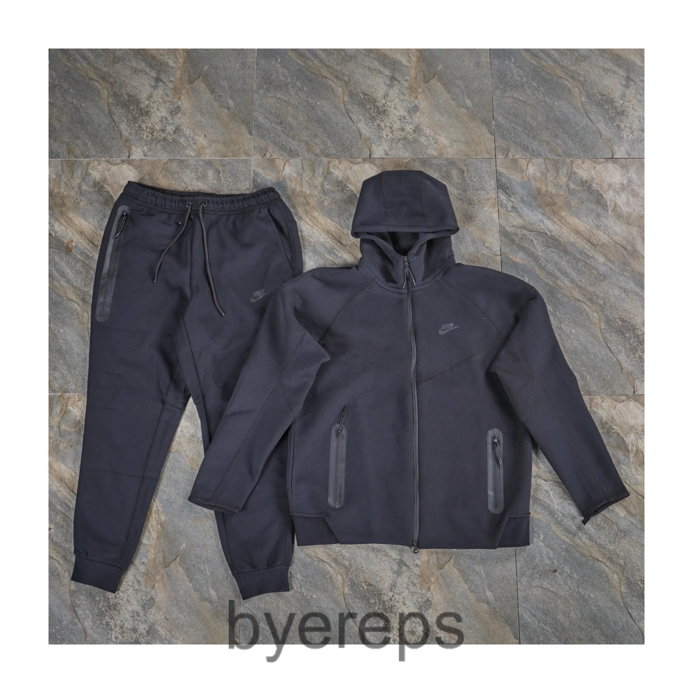 Nike Tech Fleece Pants