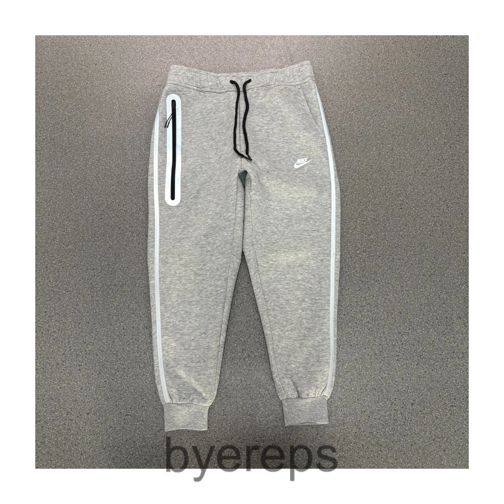 Nike Tech Fleece Reflective Pants — photo 2 of 4