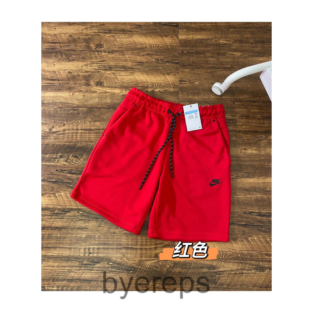 Nike Tech Shorts — photo 3 of 4