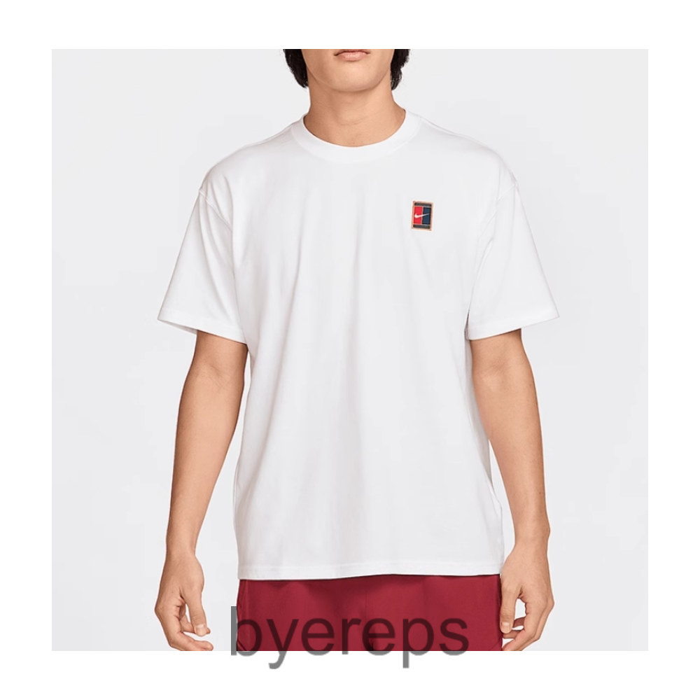 Nike Tee — photo 3 of 4