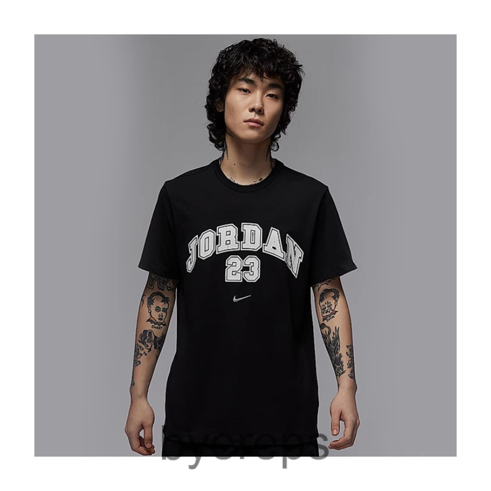 Nike Tee — photo 3 of 4