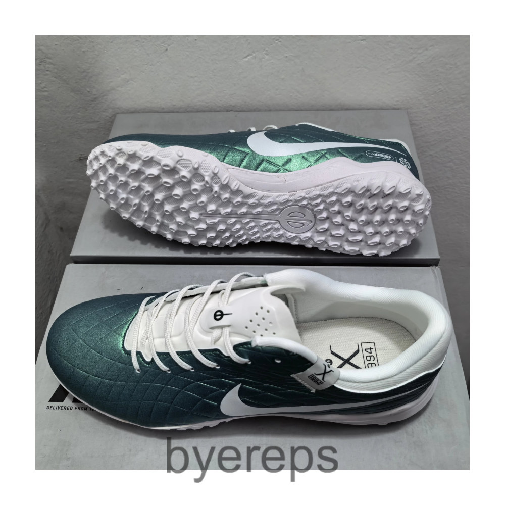 Nike Tiempo