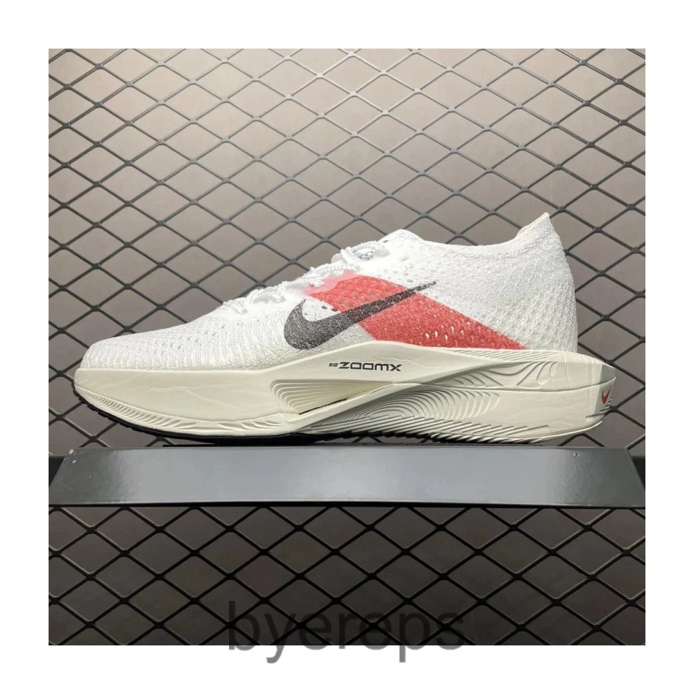 Nike Vaporfly 3 — photo 3 of 4