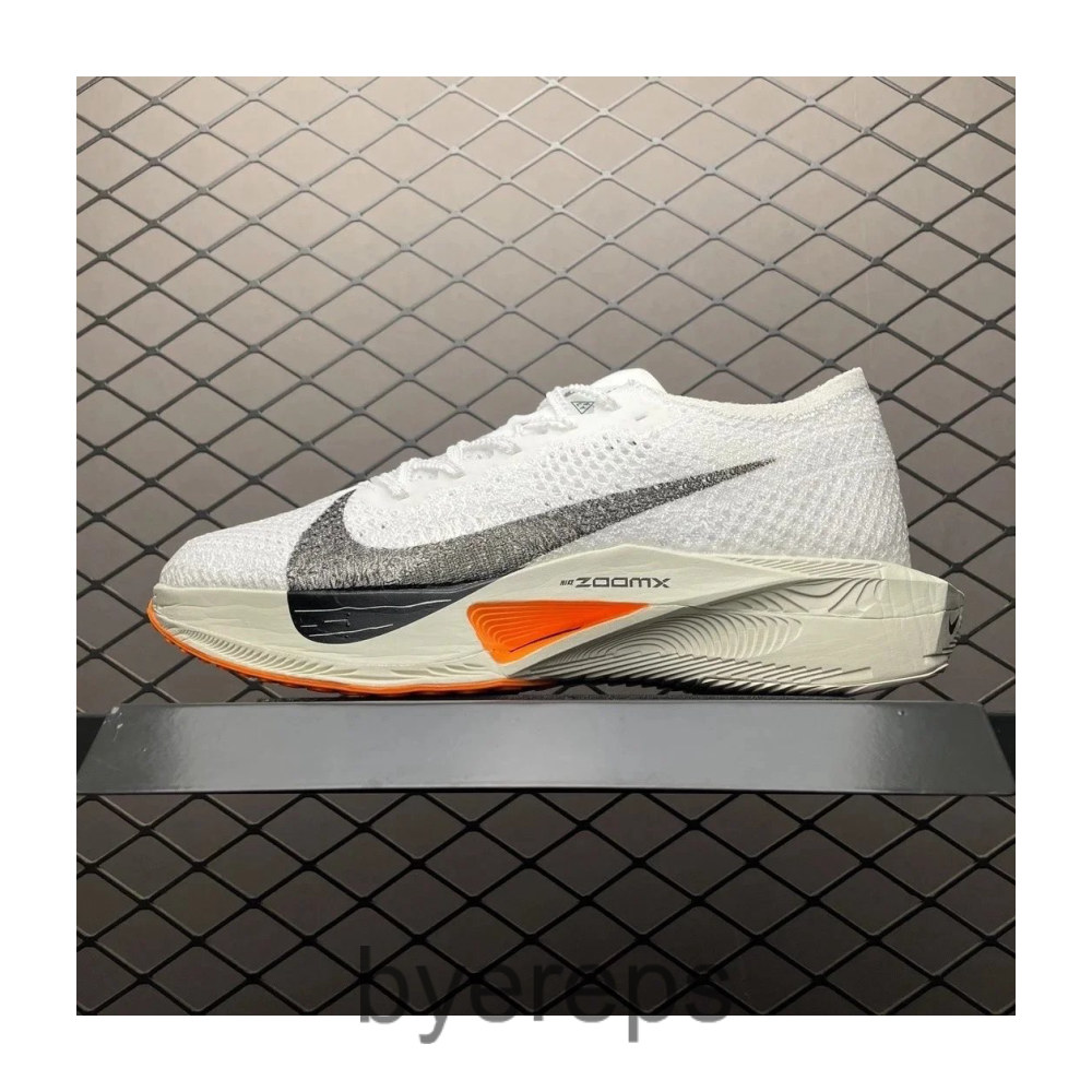 Nike Vaporfly 3 — photo 4 of 4