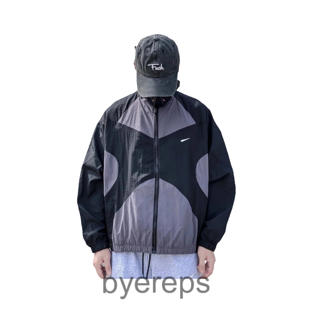 Nikeacket