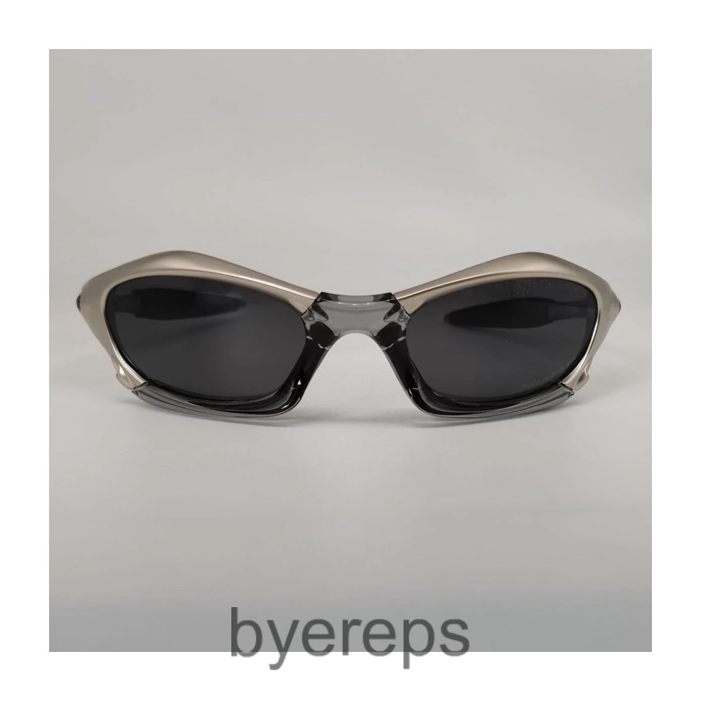 Unbranded Oakley SunGlasses — photo 2 of 4