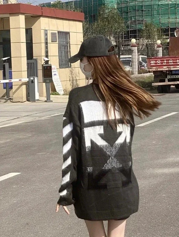 Off-White Arrows Knit Sweater