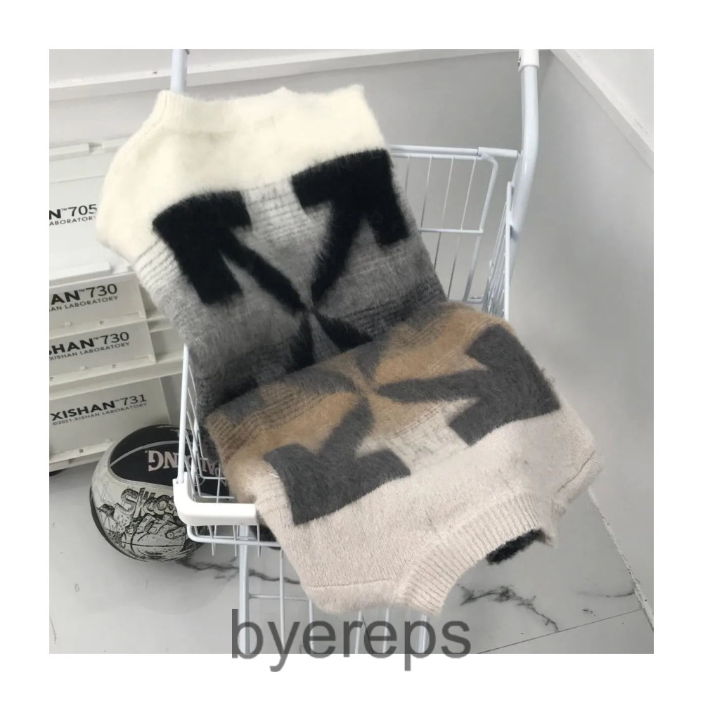Off-White Sweater — photo 2 of 4