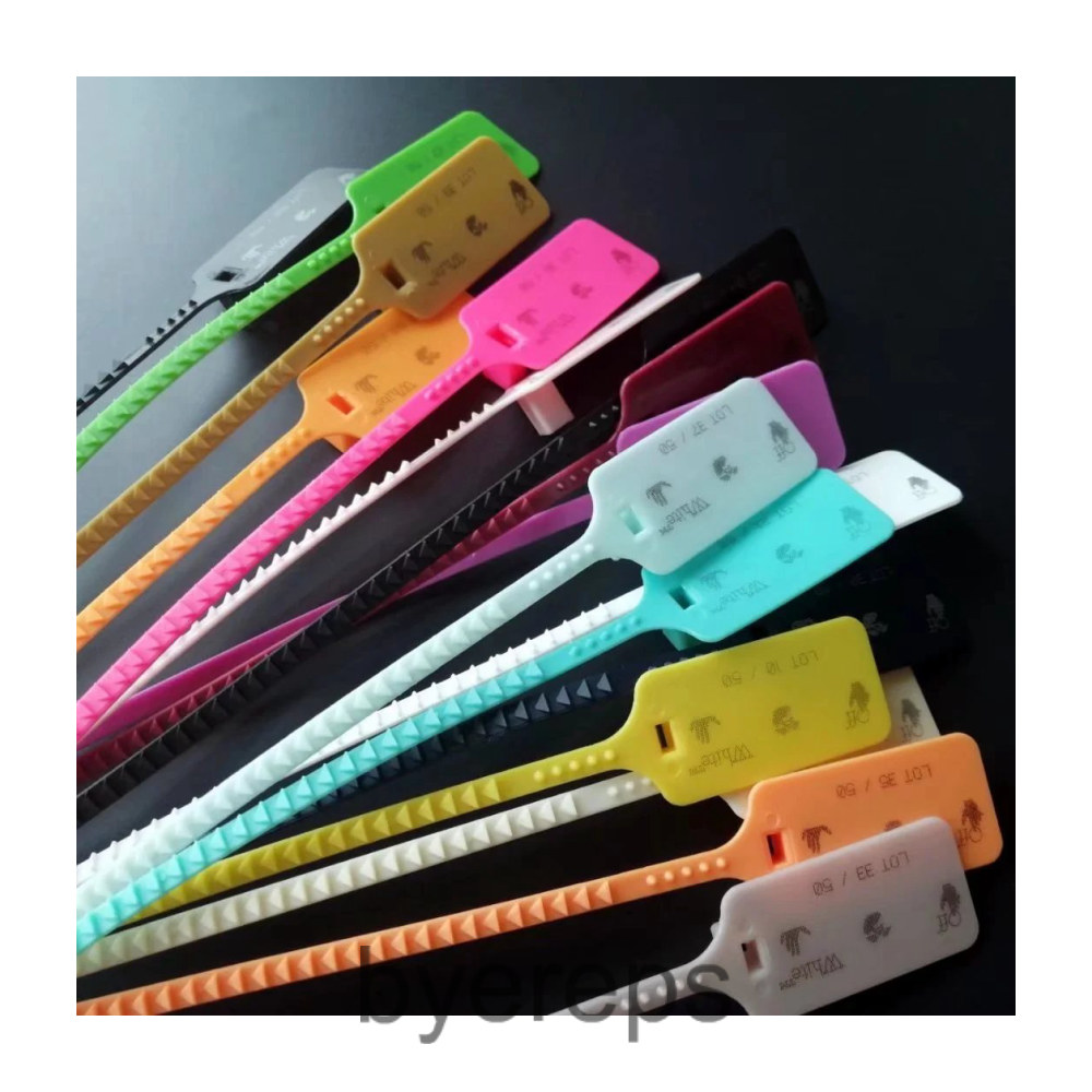 Off White Zip Tie
